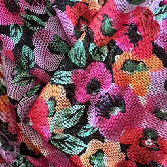 RESA Aliyah Mesh Top in Dahlia - Picture 7 of 7